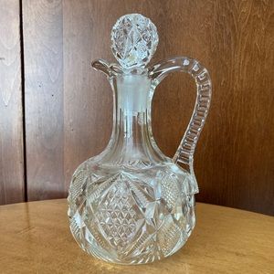 Blown cut class decanter with stopper